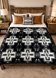 Santa Fe Native King Plush Blanket – Reversible-Black/White